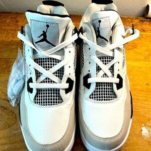 Nike Retro 4 Air New Sz 9.5
